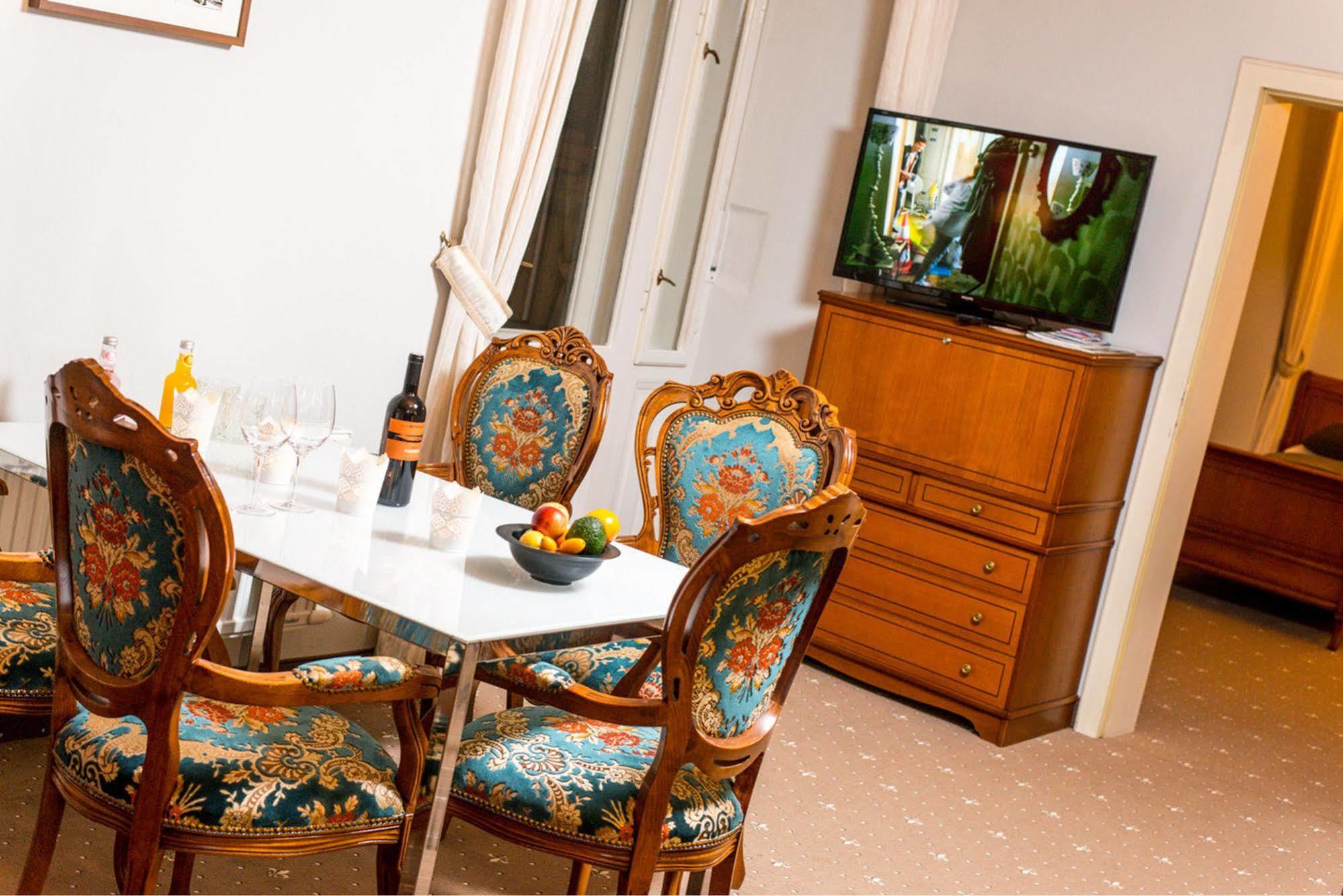De L'Europe Gastein Hotel บาดกัสไตน์ ภายนอก รูปภาพ
